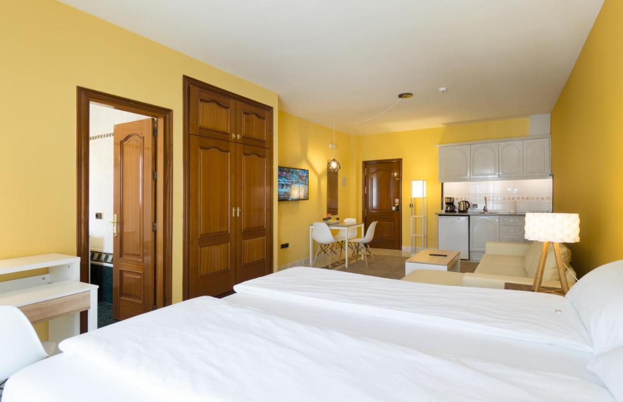 La Palmera Aparthotel Alhaurín el Grande Екстериор снимка
