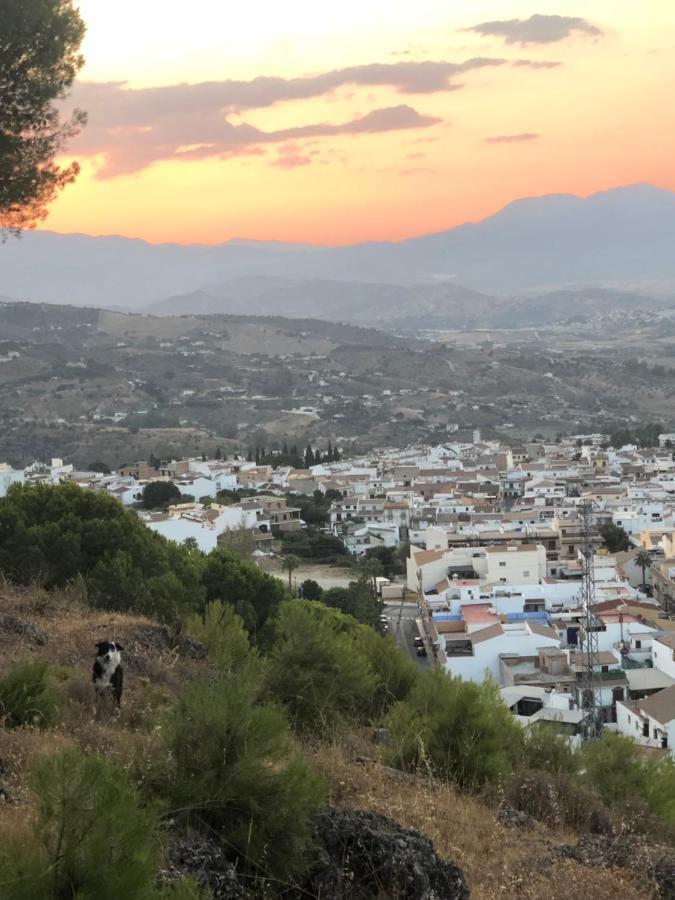La Palmera Aparthotel Alhaurín el Grande Екстериор снимка